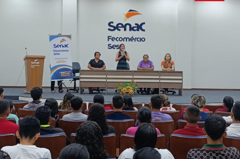 Em Parintins, projeto ‘Aurora: MP por Elas’ realiza aula inaugural de cursos de capacitação