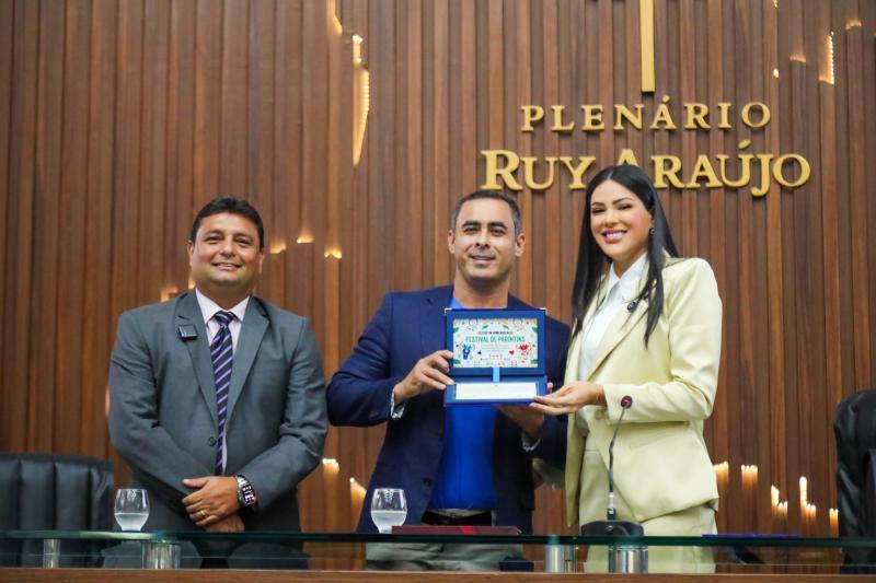 Festival de Parintins: Boi Caprichoso recebe homenagem em sessão especial na Assembleia Legislativa do Amazonas