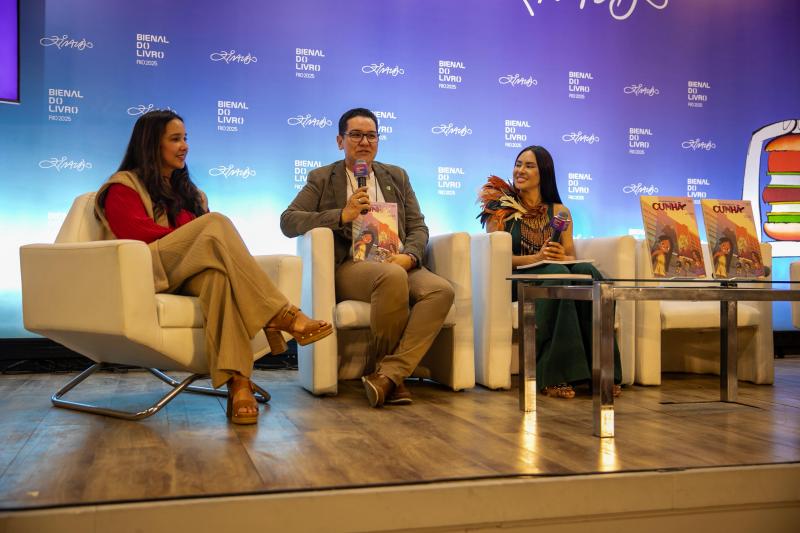 'As aventuras da Cunhã': Editora UEA lança HQ na Bienal do Livro 2025, no Rio de Janeiro 'As aventuras da Cunhã': Editora UEA lança HQ na Bienal do Livro 2025, no Rio de Janeiro