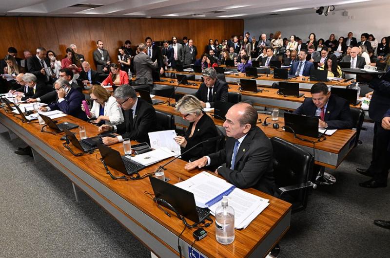 Fake news, voto impresso e quarentena: os nós políticos do novo Código Eleitoral