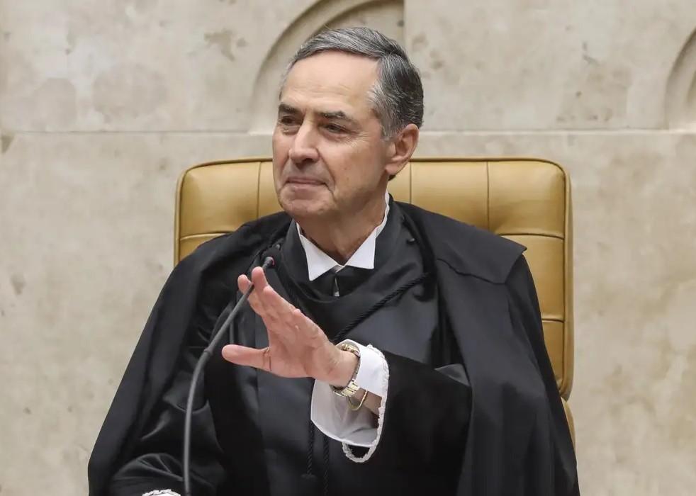 Barroso diz que atuação de Moraes evitou grave erosão democrática