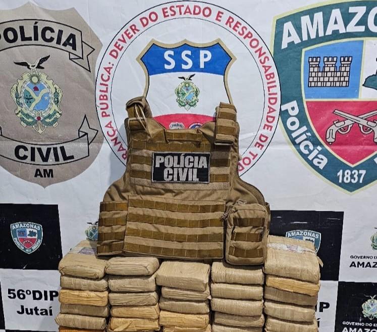 Polícia Civil prende homem em flagrante com 51 tabletes de maconha avaliados em R$ 500 mil