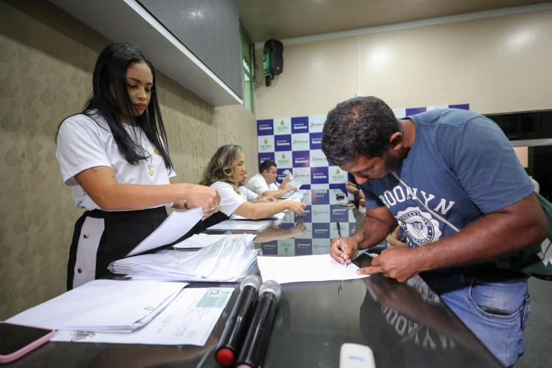 Governador Wilson Lima anuncia 10 mil novos contemplados no segundo ciclo do projeto CNH Social