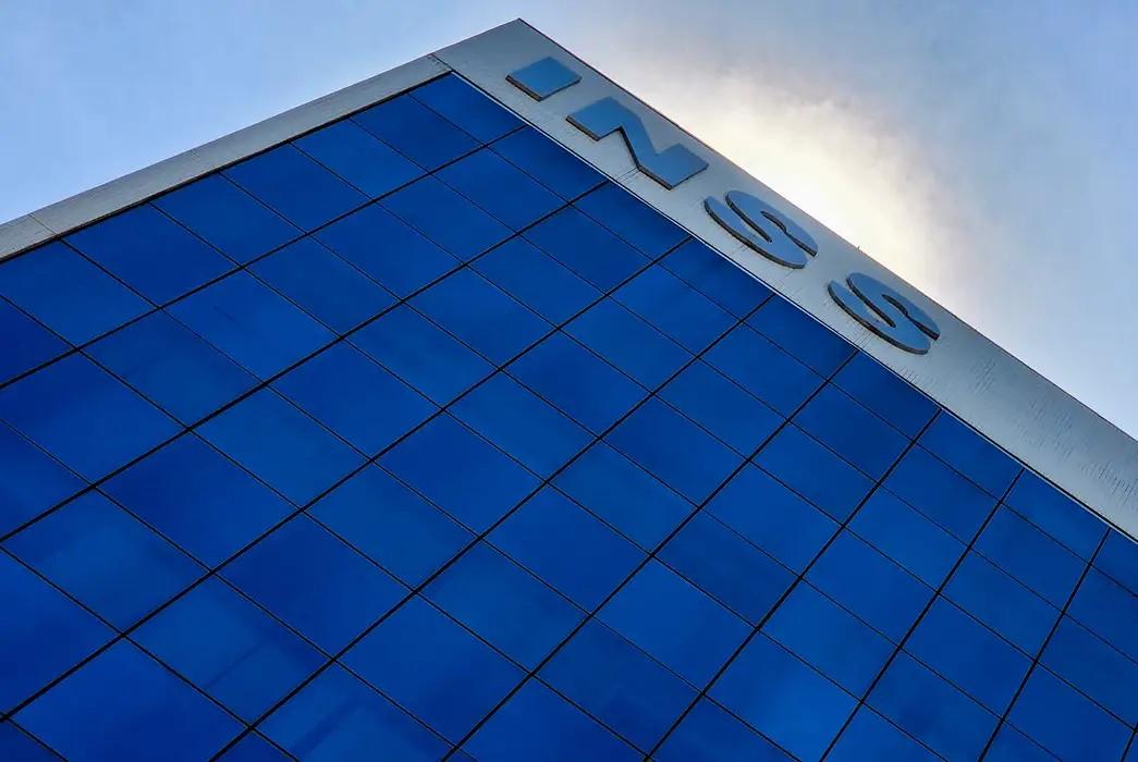 INSS devolve mais de R$ 1 bilhão a beneficiários com descontos ilegais