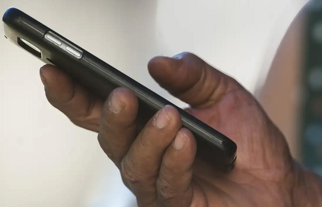 Influenciador diz como criadores de conteúdo exploram crianças