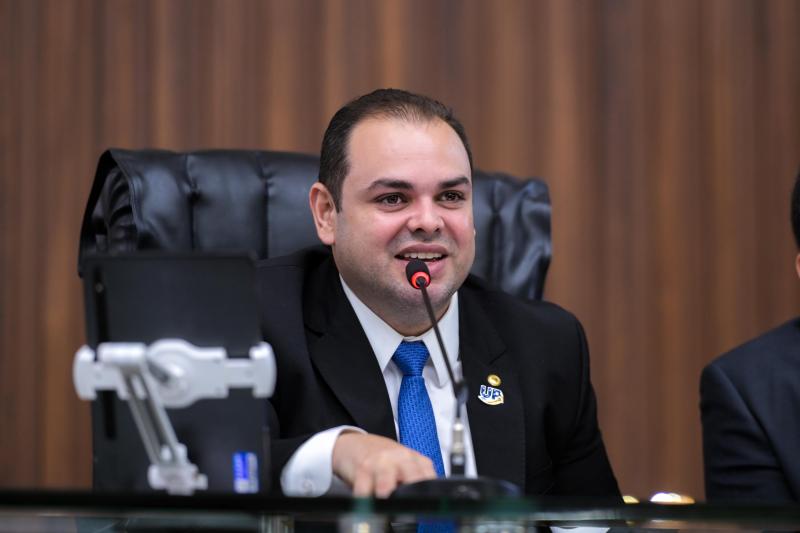 Roberto Cidade destaca compromisso com a valorização das tradições culturais do Amazonas no ‘Dia do Folclore’