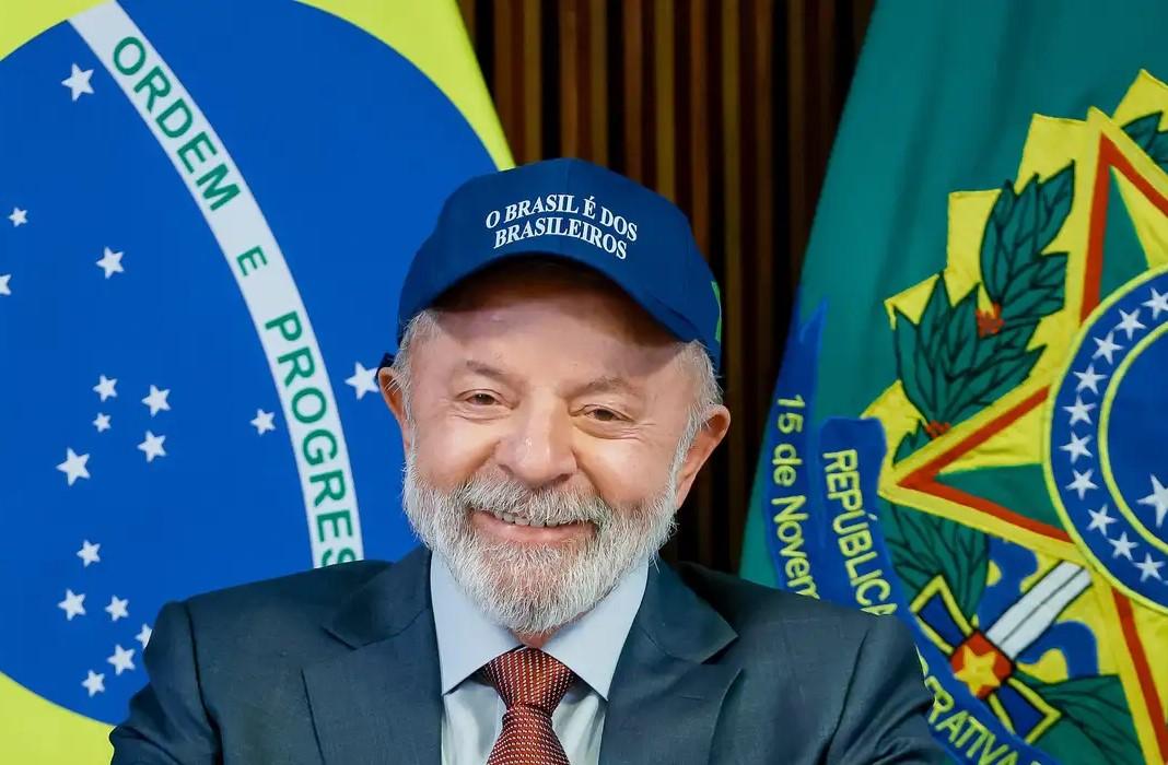 Lula reafirma soberania e diz que Brasil não aceitará ofensas