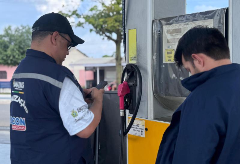 Em Parintins, Procon-AM autua 18 postos por indícios de abuso nos preços