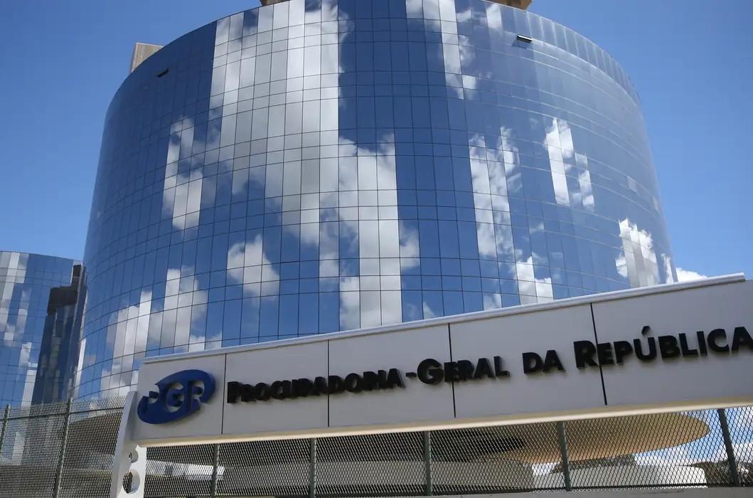 Justiça: MPF pede suspensão de concurso da Marinha