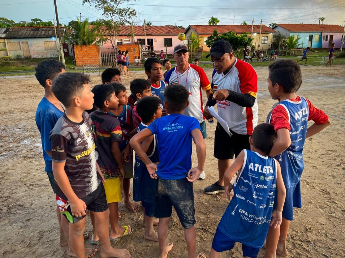Projeto ‘Parintins em Movimento’ chega ao bairro de Palmares