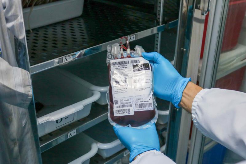 Estoque de sangue do Hemoam está em alerta e hemocentro convoca doadores