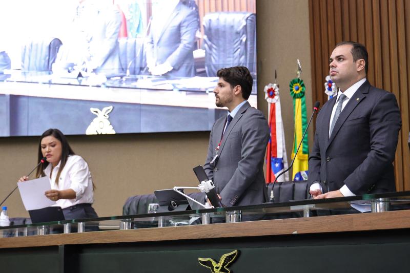 Roberto Cidade conduz aprovação de pacote econômico que prevê a regularização de débitos com descontos de até 95%