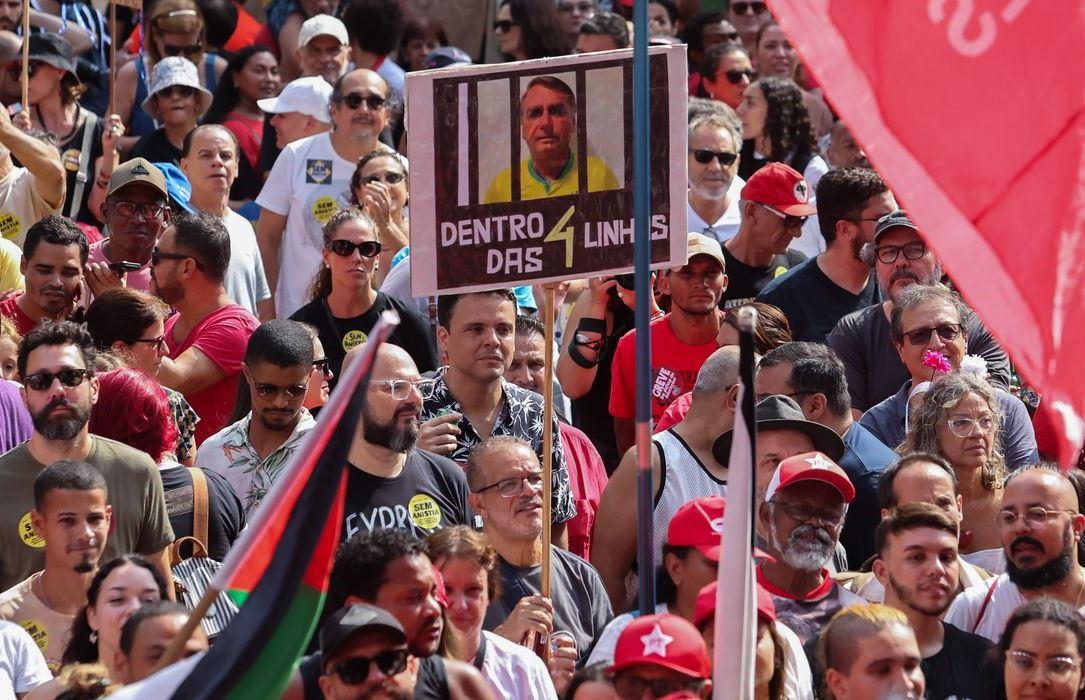 Atos contra anistia e a PEC da Blindagem ocorrem hoje em todo país