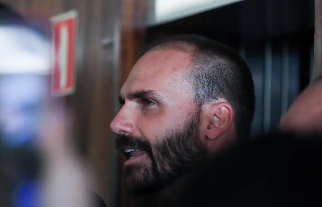 Delegado Freitas vai relatar processo contra Eduardo Bolsonaro