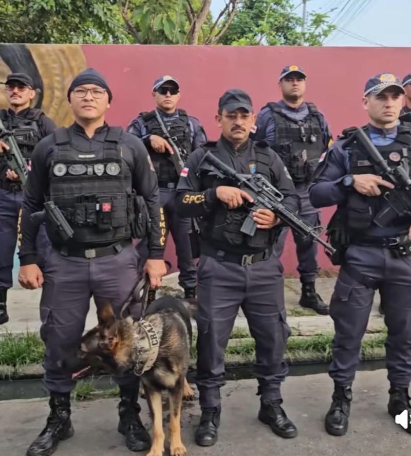 Polícia Militar atua em apoio a SEAP durante transferência de internos da unidade prisional de Parintins
