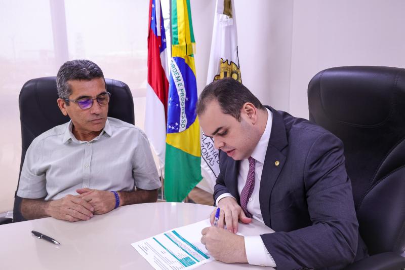 Presidente Roberto Cidade assegura recursos de emendas parlamentares para levar água às famílias de Manicoré