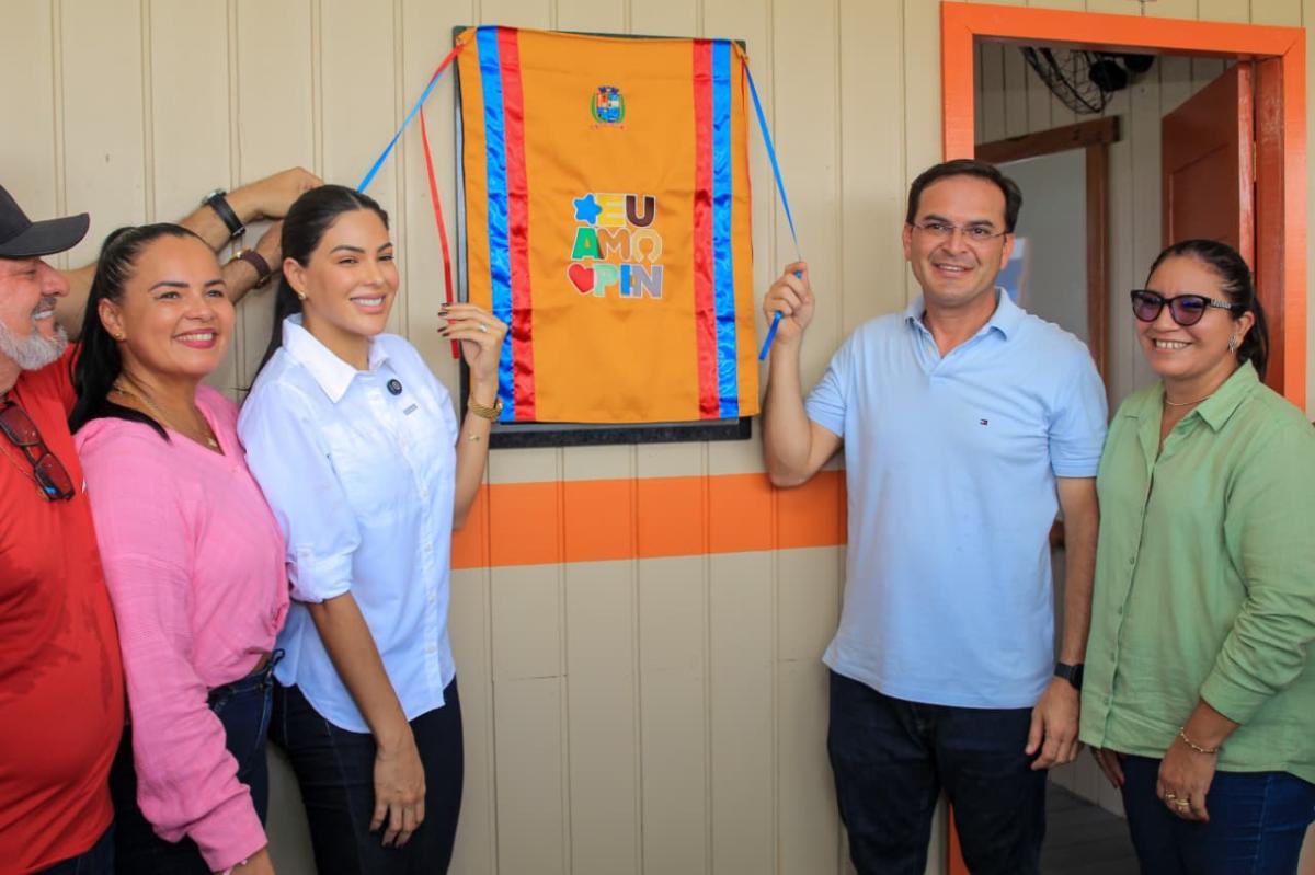 Prefeitura de Parintins inaugura três novas escolas na zona rural