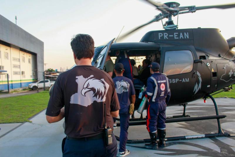 Departamento de Operações Aéreas da SSP-AM realiza resgate aeromédico de idosa e criança
