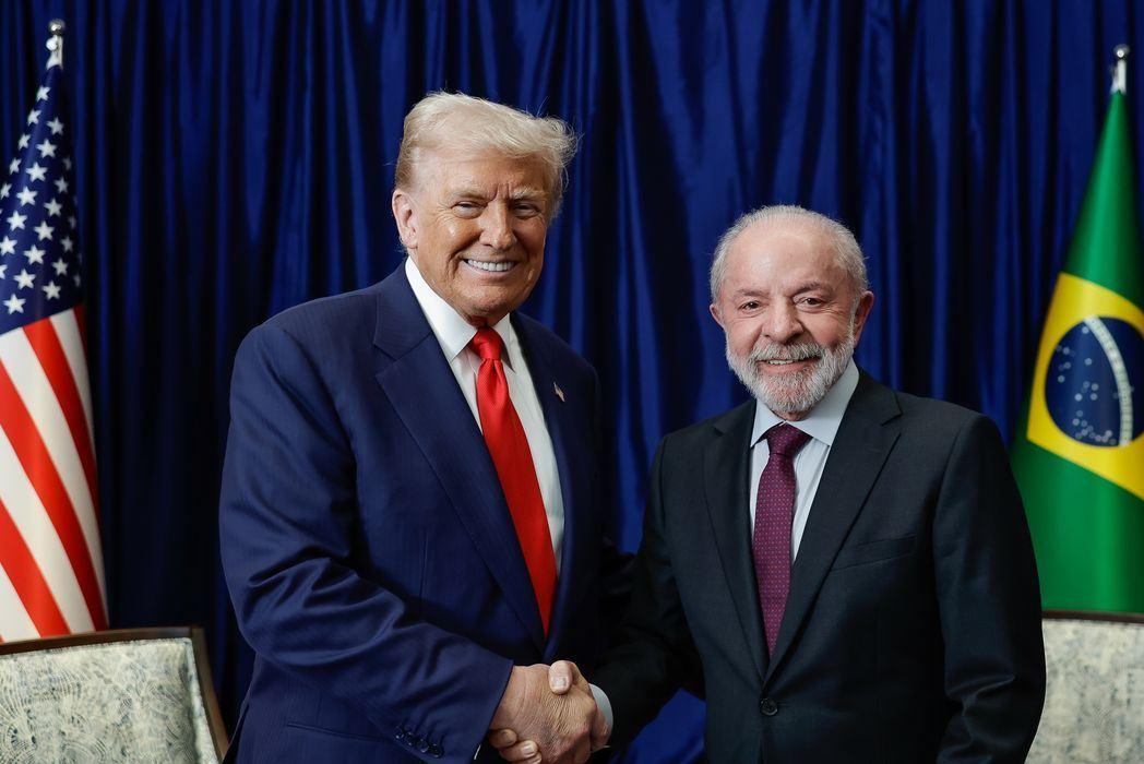Lula se reúne com Trump na Malásia e discute relações entre Brasil-EUA Lula se reúne com Trump na Malásia e discute relações entre Brasil-EUA