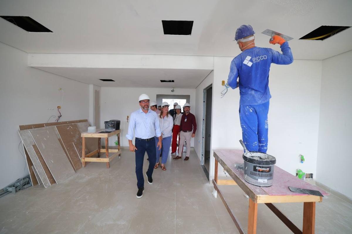 Wilson Lima vistoria equipamentos e obras no Complexo Hospitalar Sul Wilson Lima vistoria equipamentos e obras no Complexo Hospitalar Sul