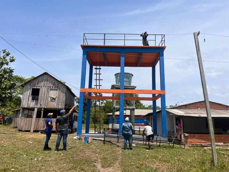 Prefeitura de Parintins investe na expansão da rede de água e construção de castelos na zona rural Prefeitura de Parintins investe na expansão da rede de água e construção de castelos na zona rural