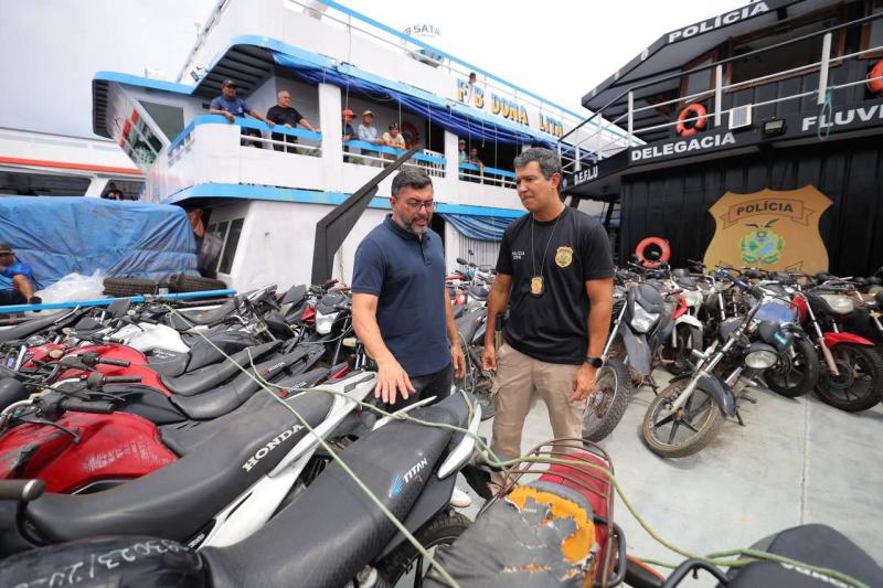 Governador Wilson Lima acompanha chegada de maior número de motocicletas recuperadas em operação policial Governador Wilson Lima acompanha chegada de maior número de motocicletas recuperadas em operação policial