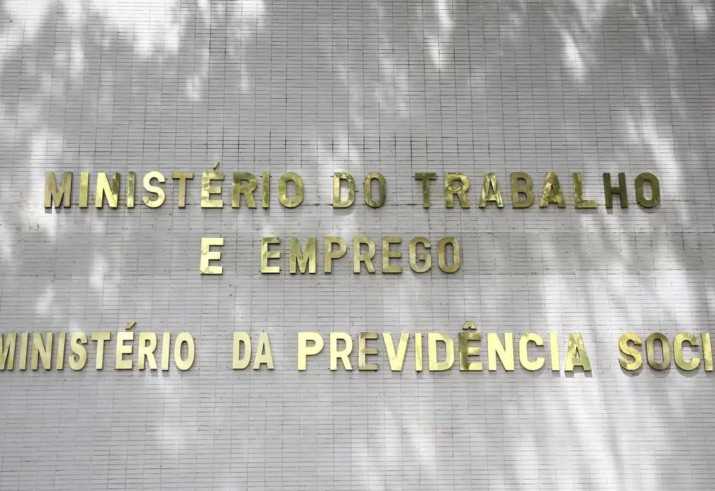 Prazo para contestar descontos indevidos do INSS termina dia 14
