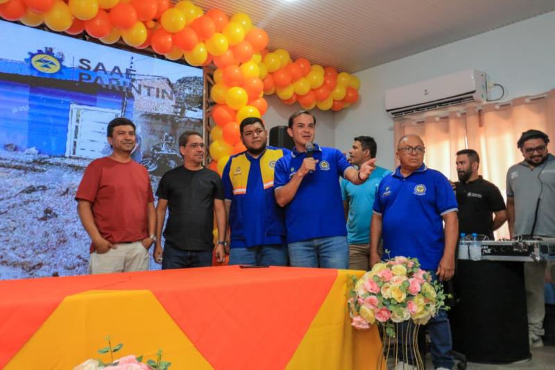 Mateus Assayag lança aplicativo para atendimentos do SAAE e entrega EPIs aos servidores da autarquia