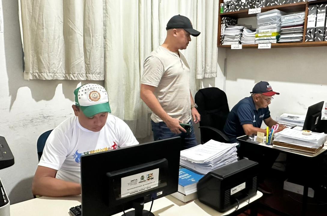 Programa Terra Cidadã prepara equipe de Parintins para agilizar titulação fundiária