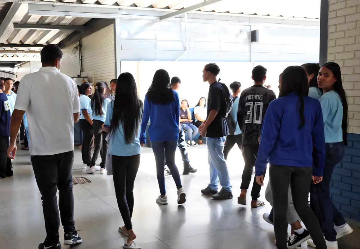 Pé-de-Meia: pagamento da 9ª parcela começa nesta segunda