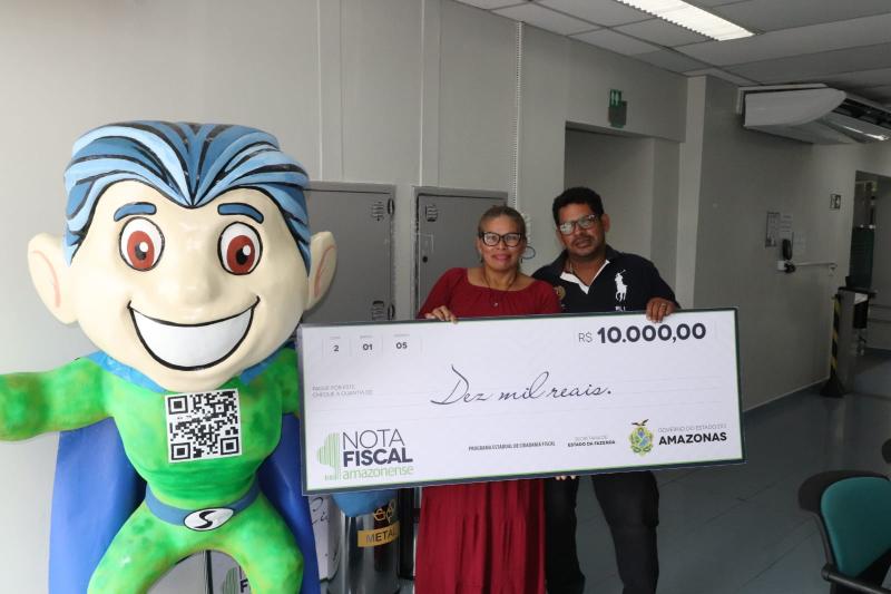 Ganhadora do 100º Sorteio da Nota Fiscal Amazonense vê em prêmio chance de realizar o sonho da casa própria