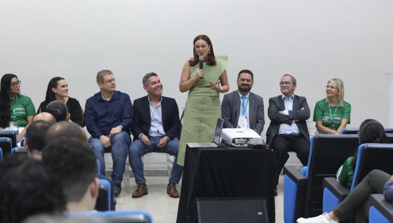 Inovação e cuidado humano impulsionam Congresso de Odontologia e Semana Odontológica da UEA