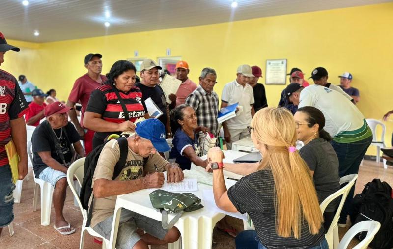 Produtores rurais destacam importância da ação do Desenrola Brasil na comunidade Boa Esperança do Zé Açu