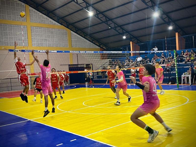4° Copão “Eu Amo Parintins”: Voleibol do Itaúna II conquista duas vagas na final