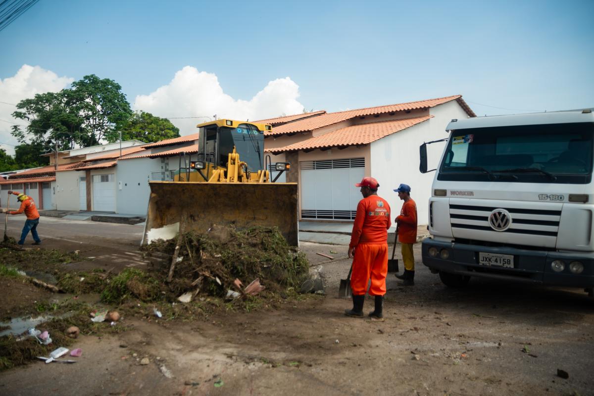 Prefeitura de Parintins intensifica mutirão de limpeza