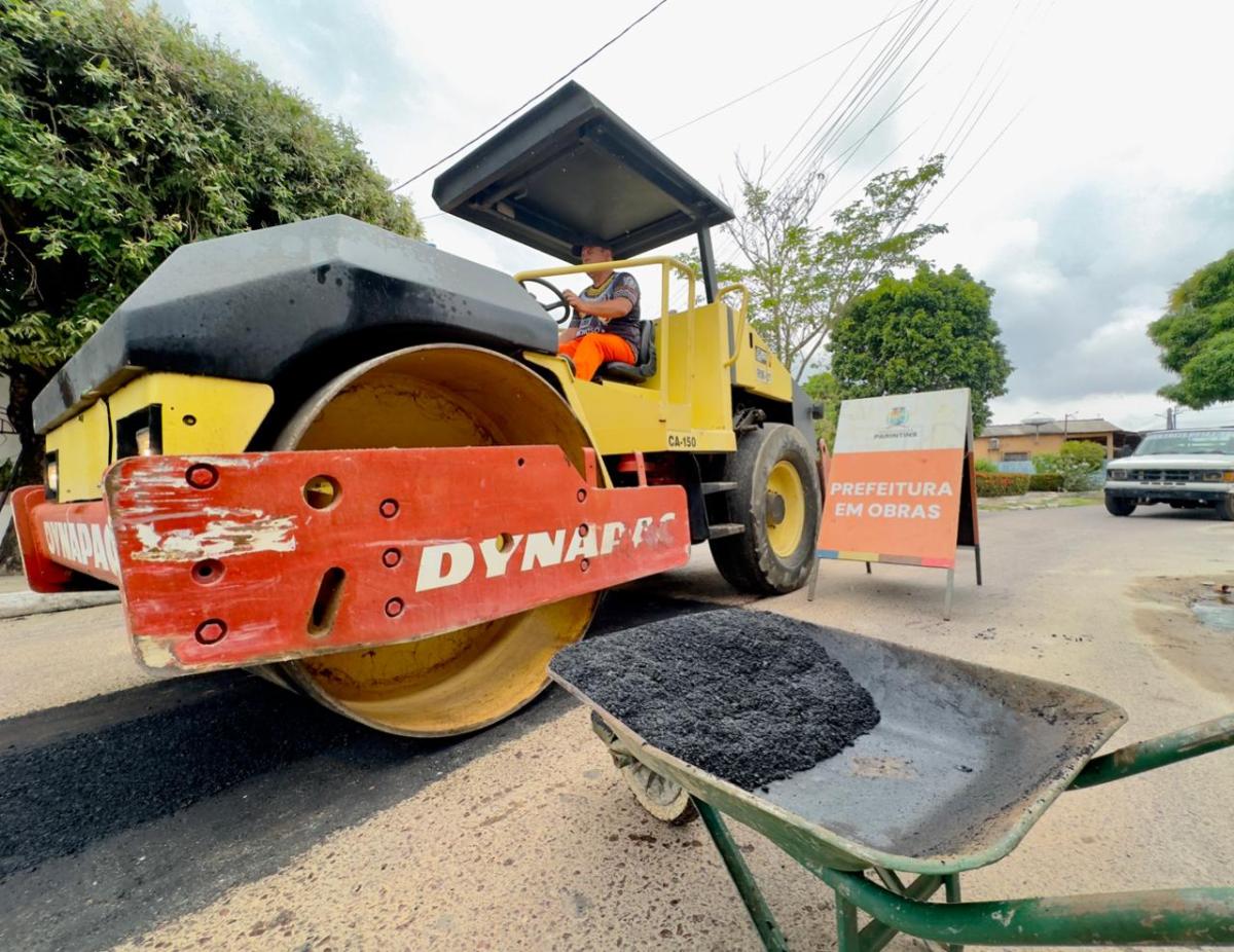 Recuperação asfáltica avança nas ruas e becos de Parintins