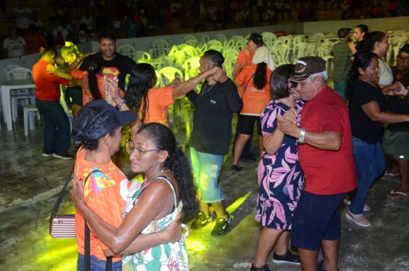 Melhor Idade: Prefeitura de Parintins e deputada Mayra Dias realizam Bolerão dos Idosos