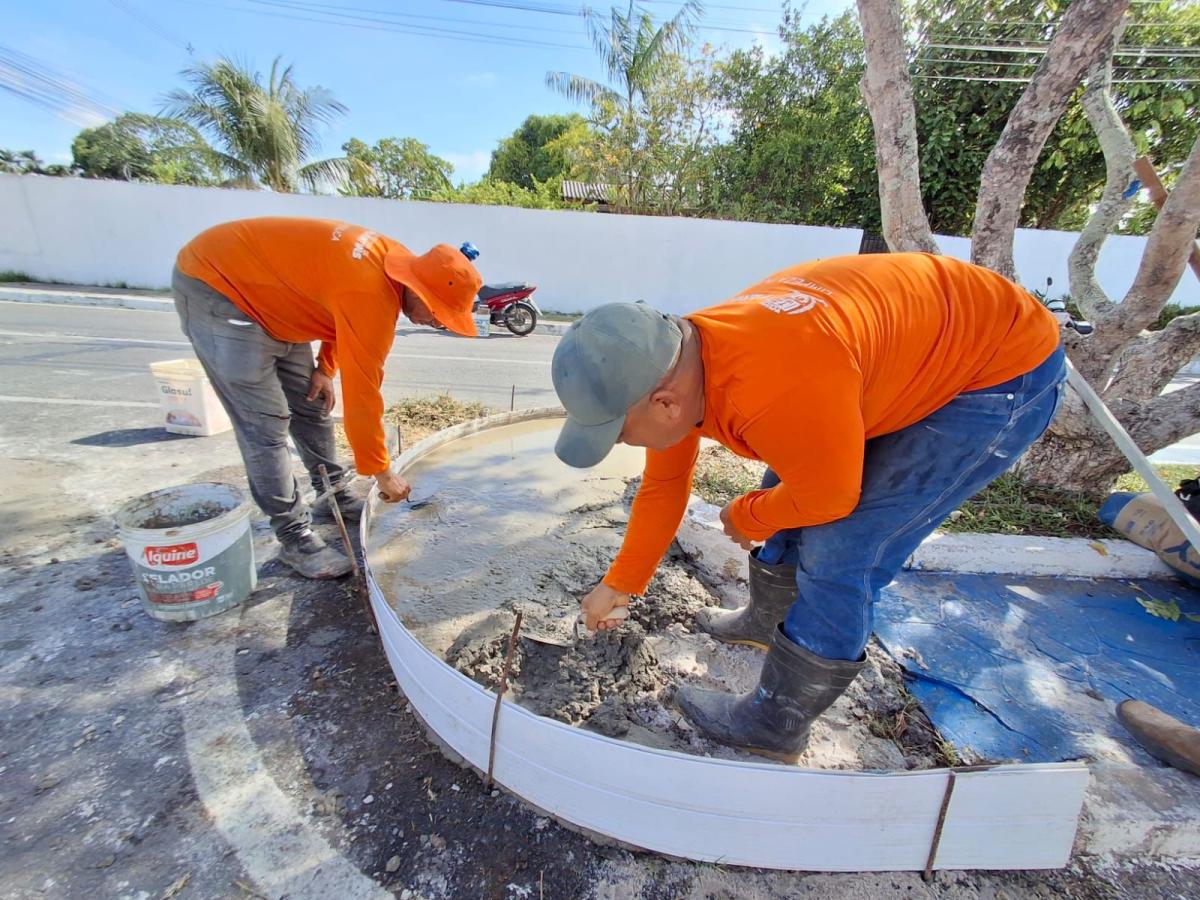Calçadas e vias públicas são recuperadas em Parintins