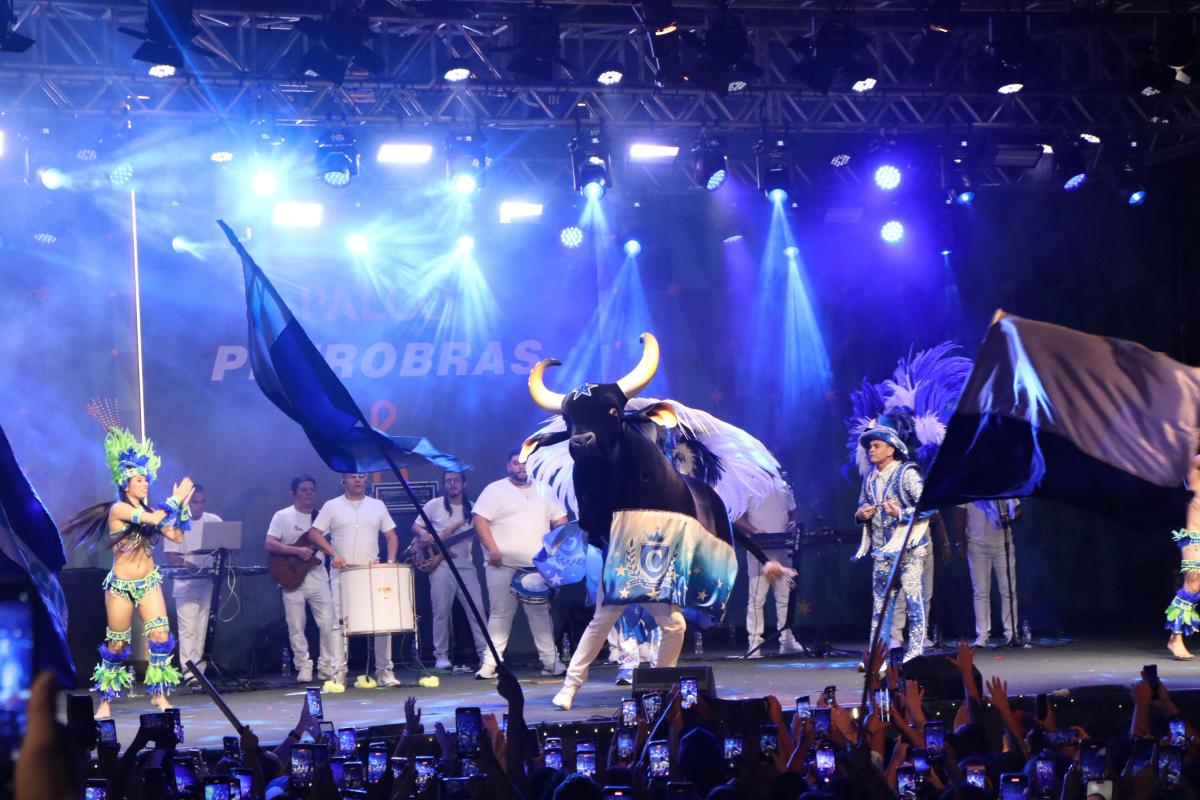 Boi Caprichoso leva a magia do Festival de Parintins ao Rio de Janeiro