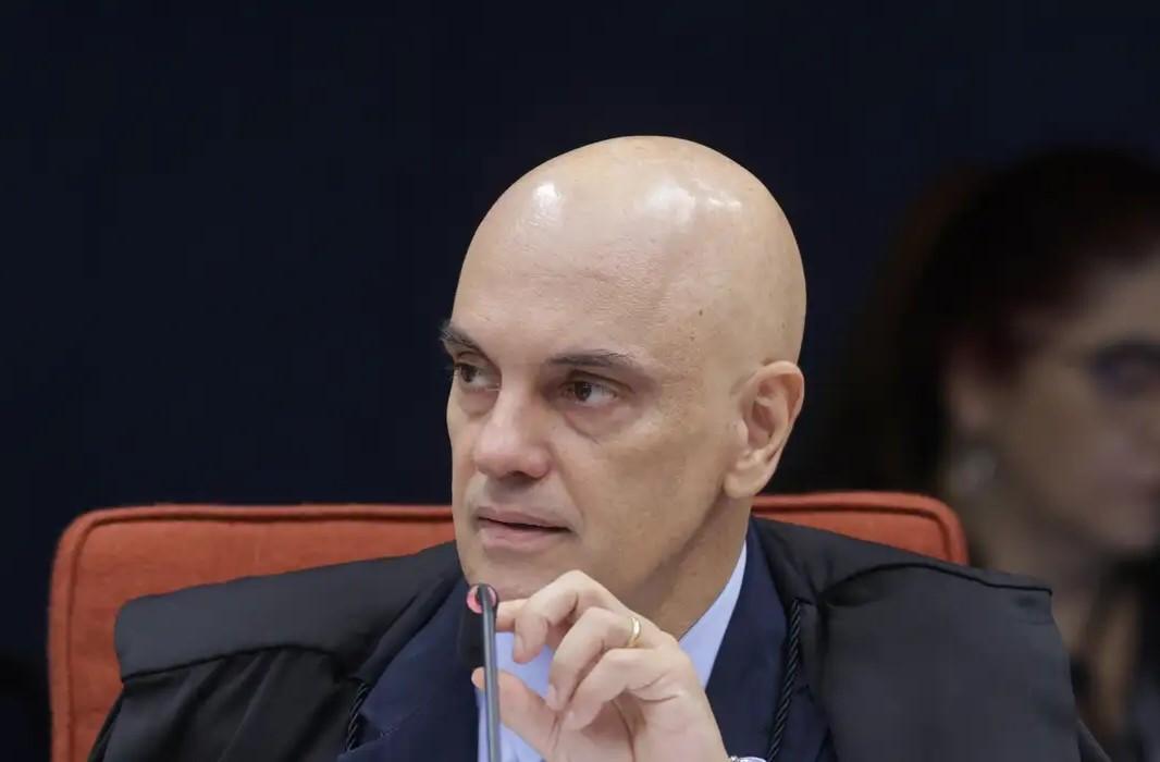 Moraes determina transferência de Bolsonaro para Papudinha