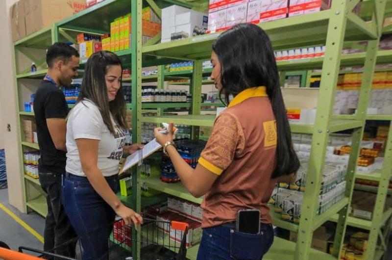 Com investimento de R$ 10 milhões, Prefeitura de Parintins fortalece abastecimento de medicamentos com a CAF