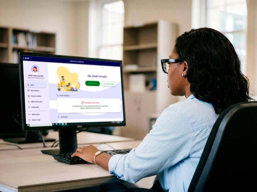 Informática básica lidera procura na primeira oferta do Cetam em 2026