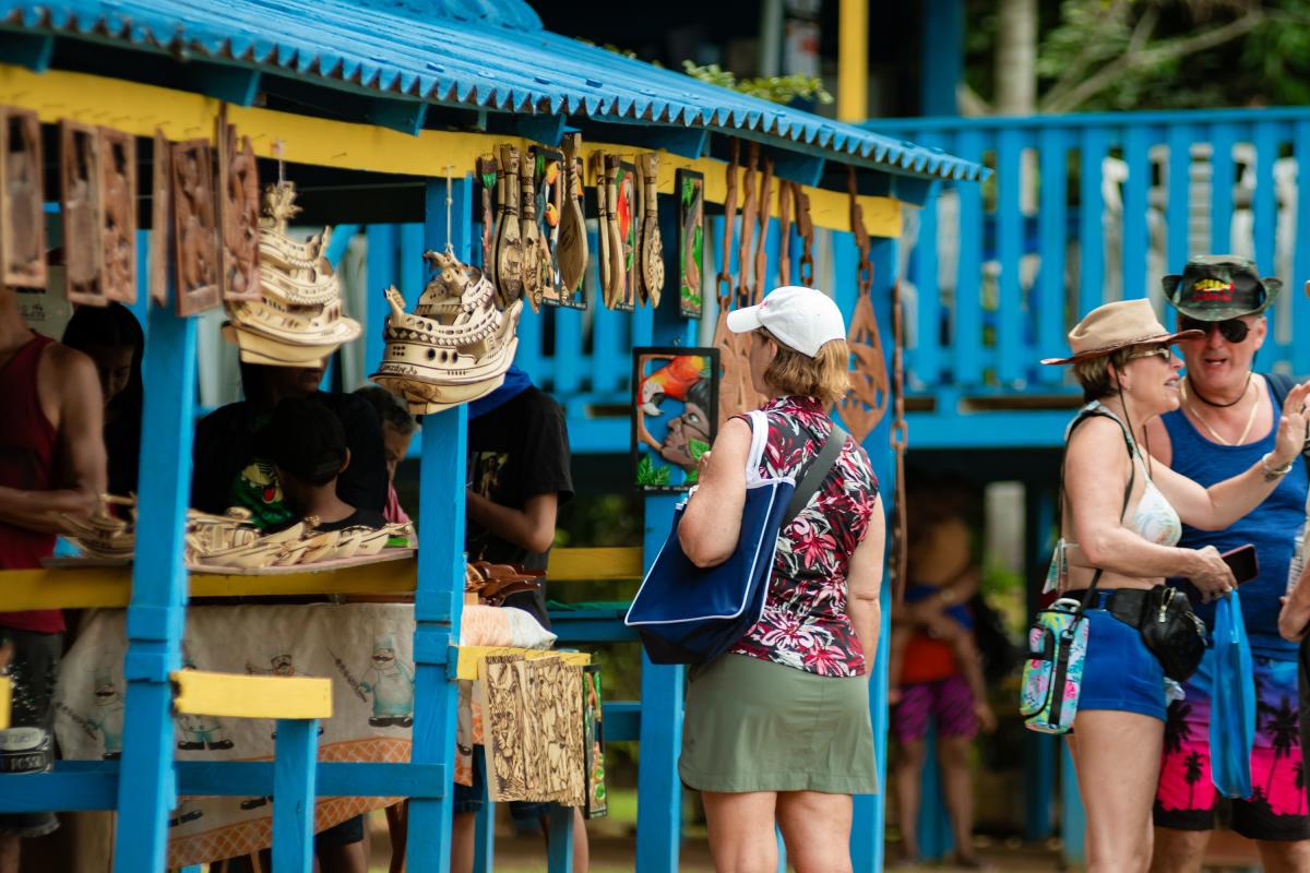 MS Insignia inicia temporada de transatlânticos 2026, na Boca da Valéria