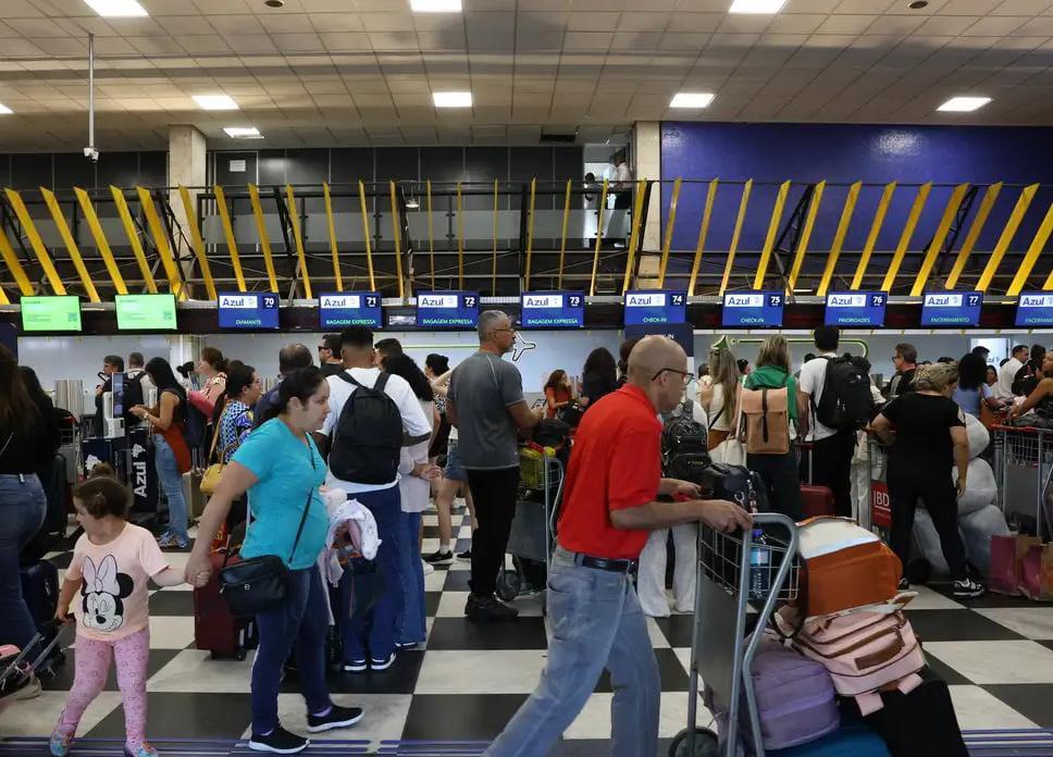 Governo federal anuncia investimentos de R$ 4,6 bilhões em aeroportos