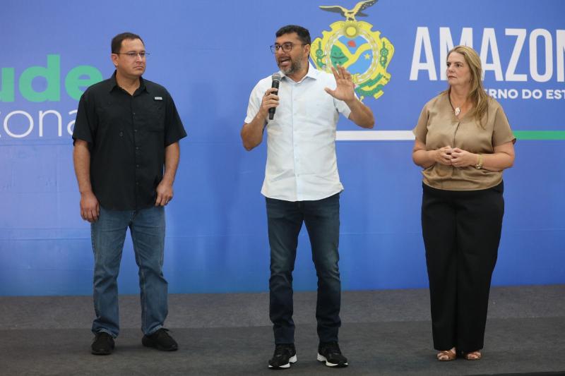 Governador Wilson Lima dá continuidade ao mutirão oftalmológico e entrega 3 mil óculos a pacientes em Manaus