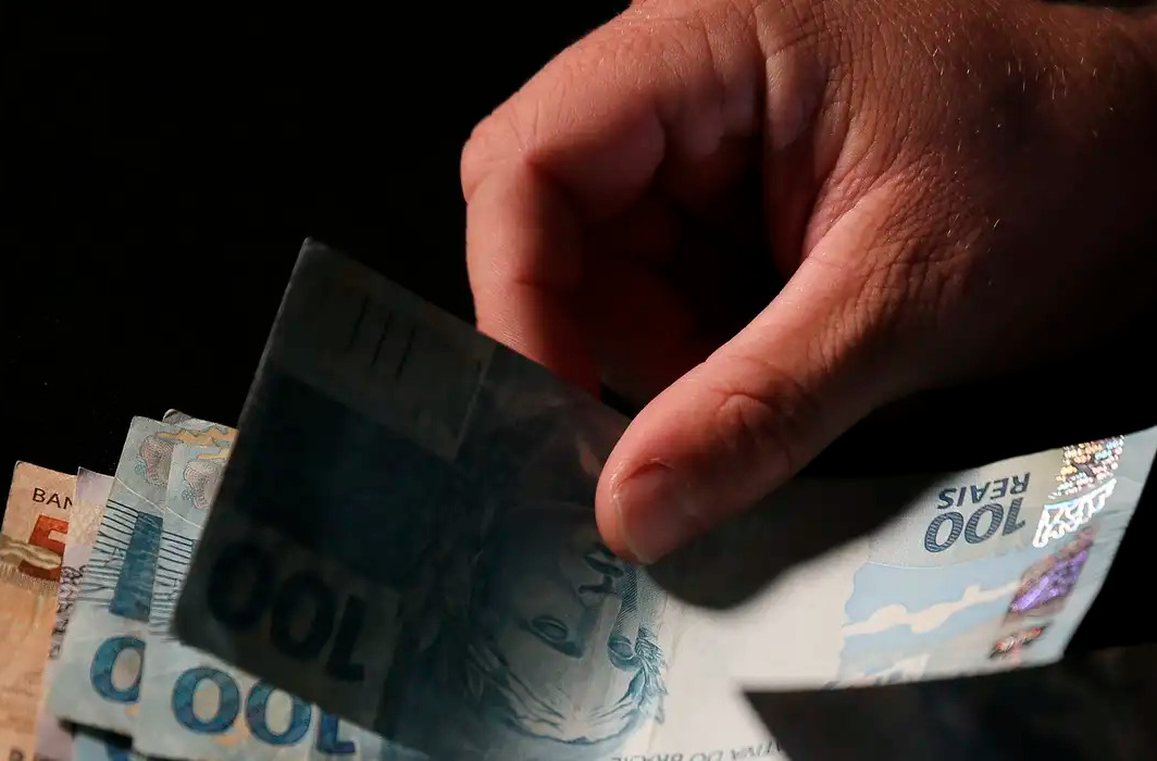 Justiça libera R$ 1,4 bilhão do INSS; veja quem recebe