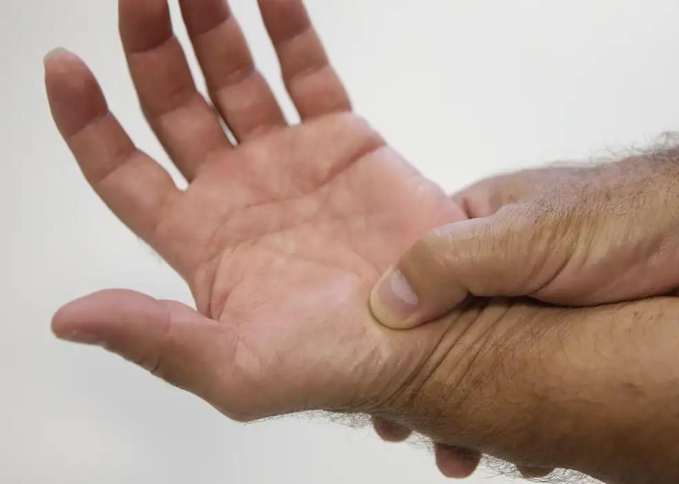 Novas diretrizes ampliam o tratamento de fibromialgia pelo SUS