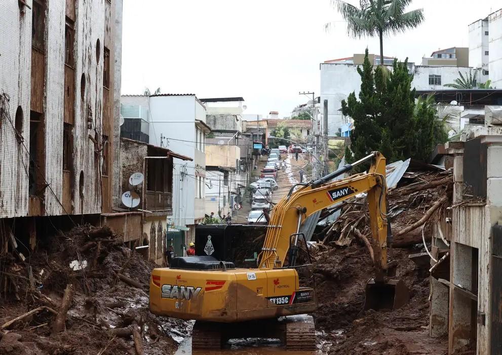 Número de mortes sobe para 66 em Minas Gerais