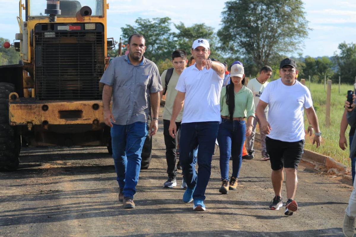 Prefeito Mateus Assayag fiscaliza avanço das obras em Parintins