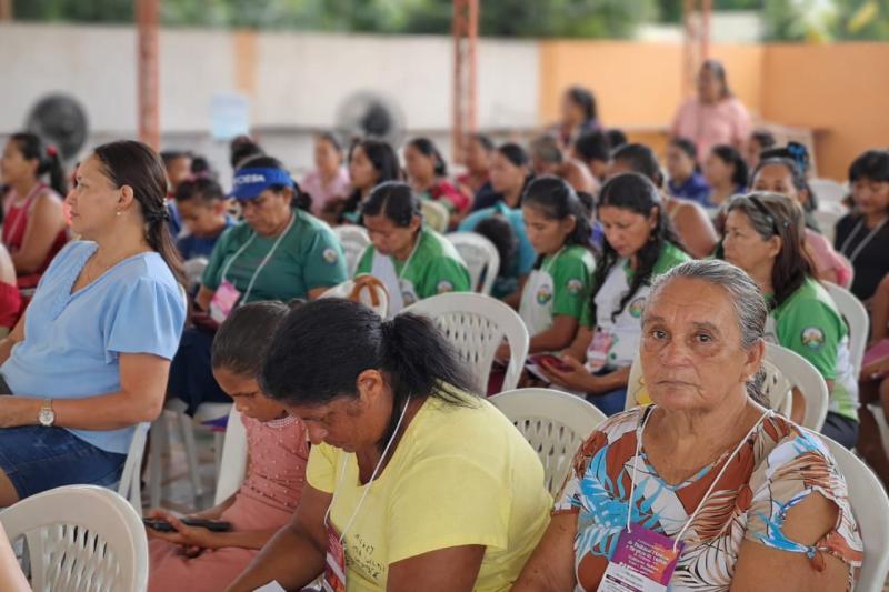 1° Fórum Municipal de Políticas Públicas e Direitos da Mulher reúne mulheres da zona rural em Parintins